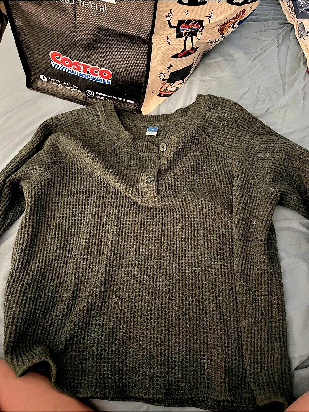 Old Navy Cozy Waffle Henley T-Shirt Green